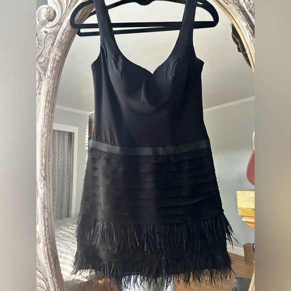 Faviana Dresses & Skirts - FAVIANA Black Dress
